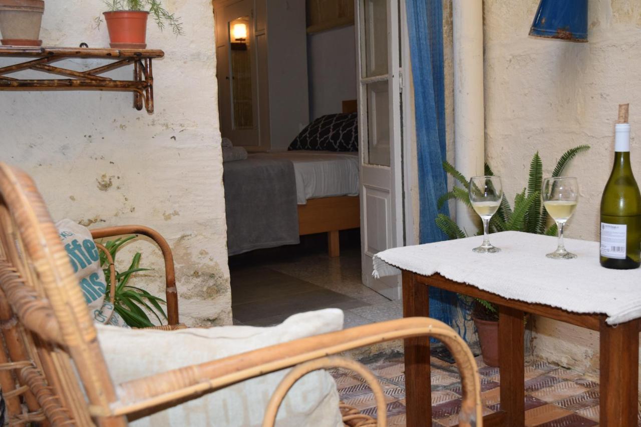 Maria Townhouse Heart Of Victoria B&B Екстериор снимка