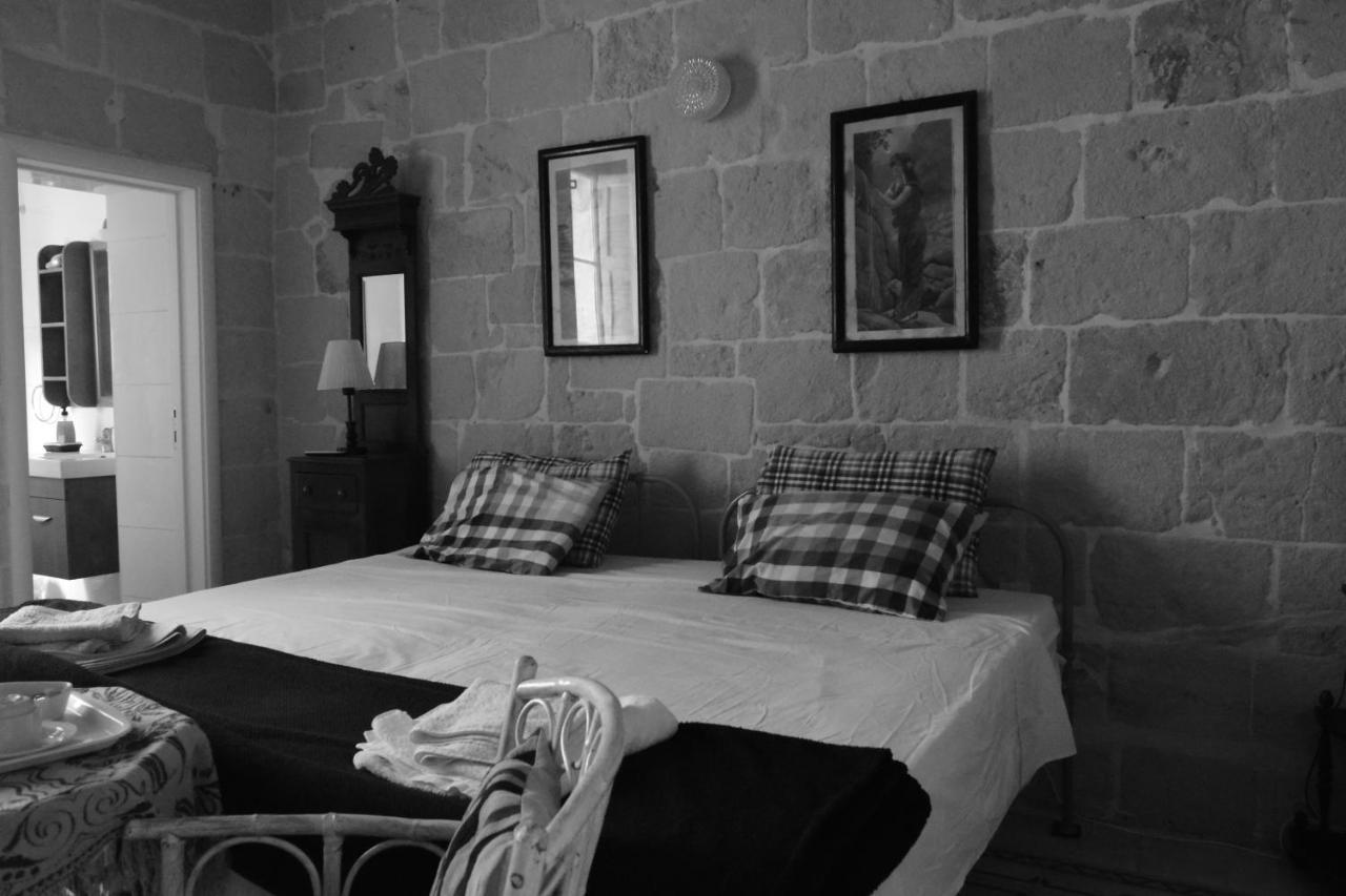 Maria Townhouse Heart Of Victoria B&B Екстериор снимка