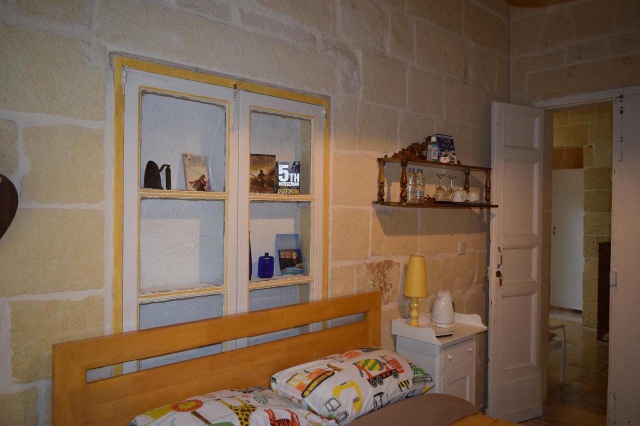 Maria Townhouse Heart Of Victoria B&B Екстериор снимка